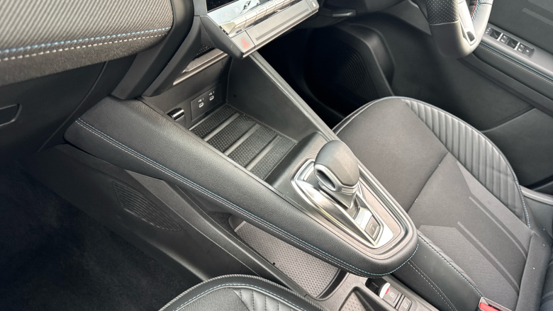 Renault Symbioz 1.6 E-Tech FHEV 145 Iconic Esprit Alpine 5dr Auto Hybrid Estate